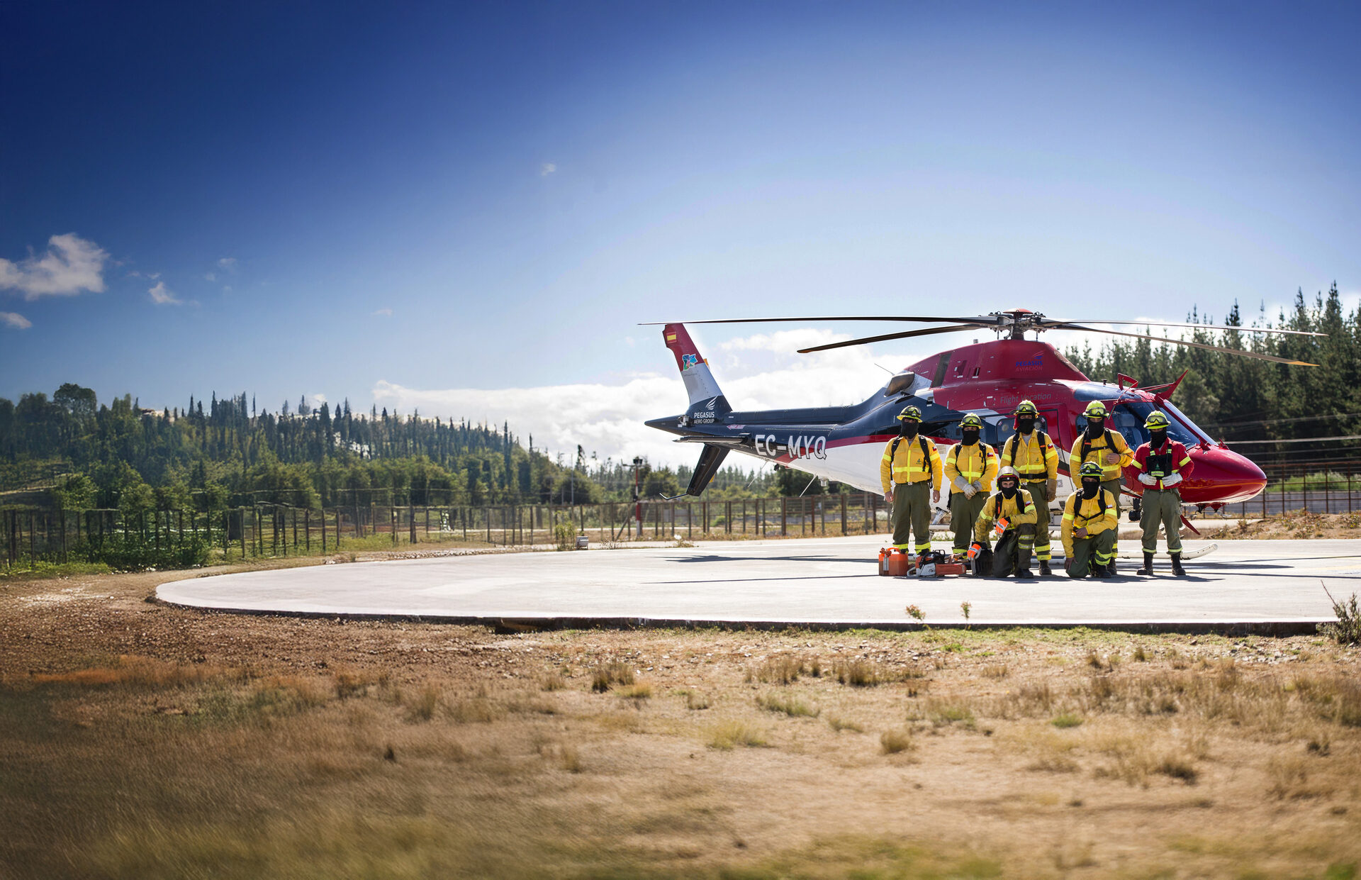 Brigada helitransportada de SERFONAC